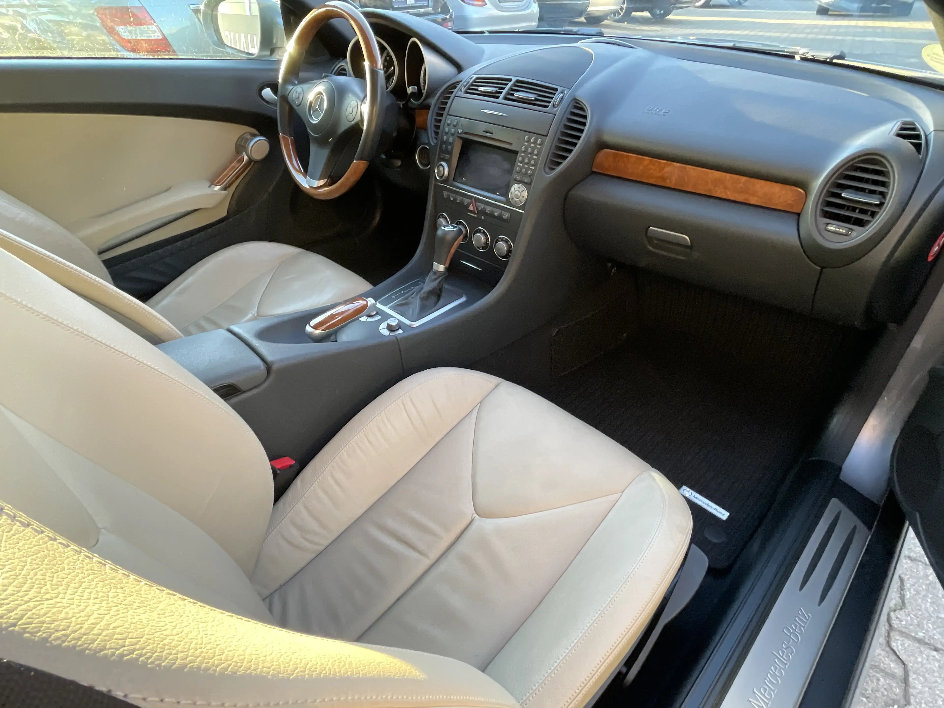 Mercedes-Benz SLK 280 V6 7G-Tronic Leder Grau Xenon Navi Leder 1.Hand — photo 8