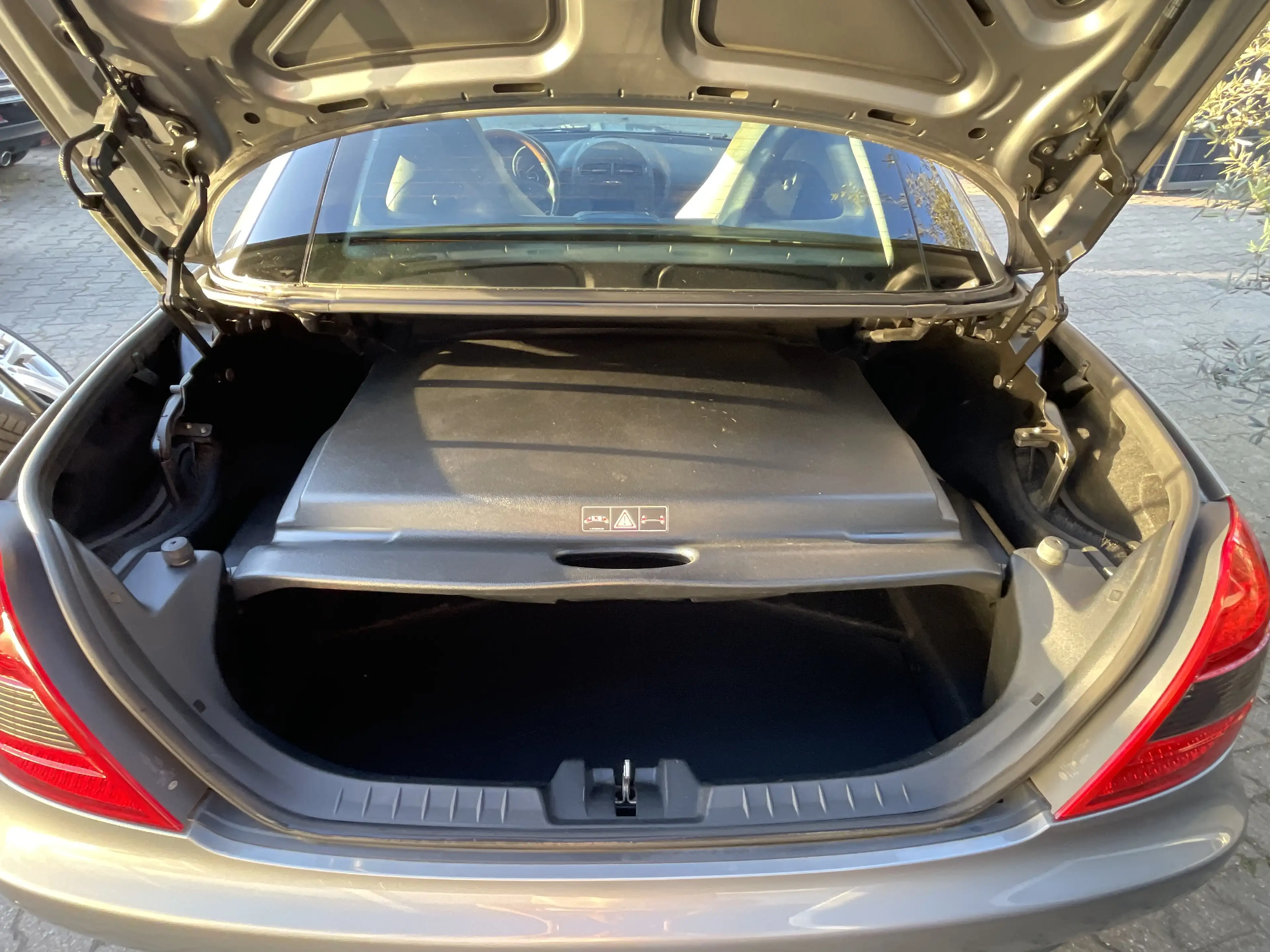 Mercedes-Benz SLK 280 V6 7G-Tronic Leder Grau Xenon Navi Leder 1.Hand — photo 13