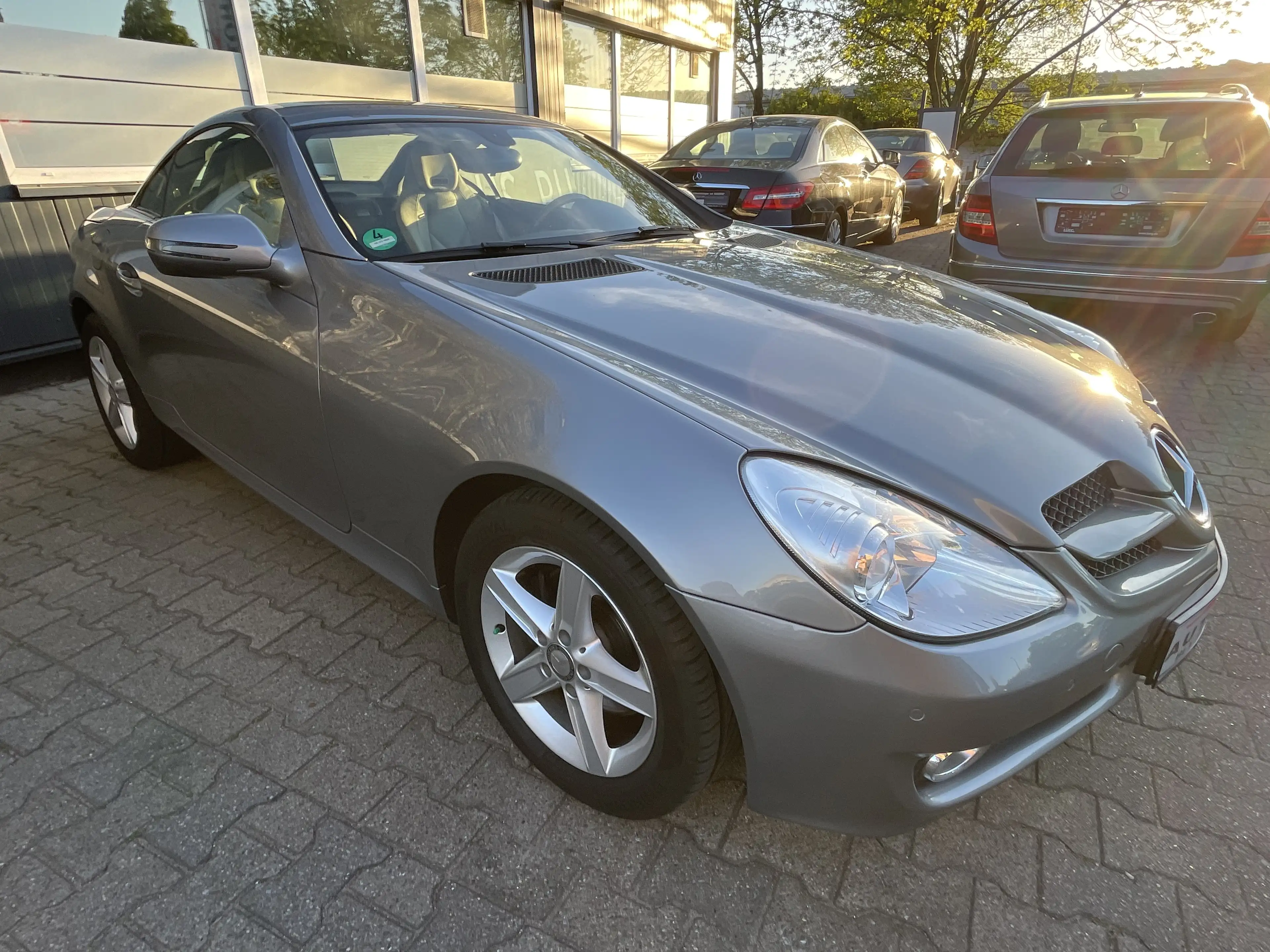 Mercedes-Benz SLK 280 V6 7G-Tronic Leder Grau Xenon Navi Leder 1.Hand — photo 11
