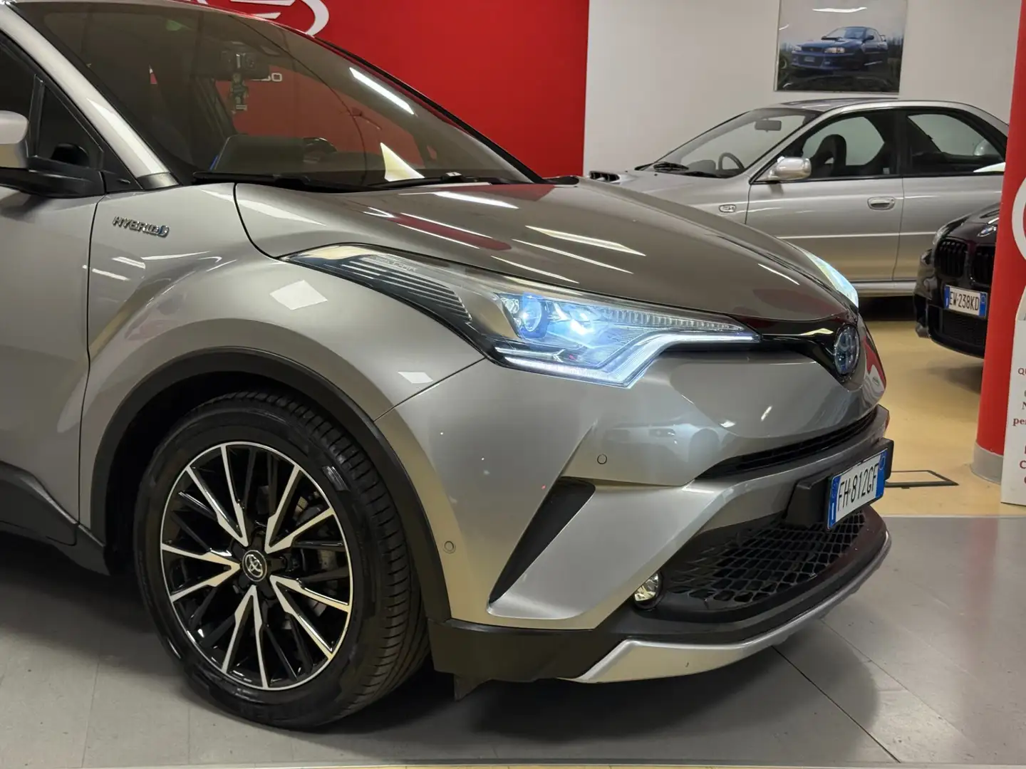 Toyota C-HR C-HR 1.8 Hybrid E-CVT Business Gris - 2
