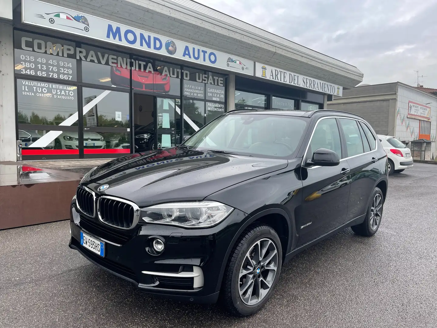 BMW X5 sdrive25d Experienc 218cv auto*PELLE*NAVIGATORE* Nero - 1