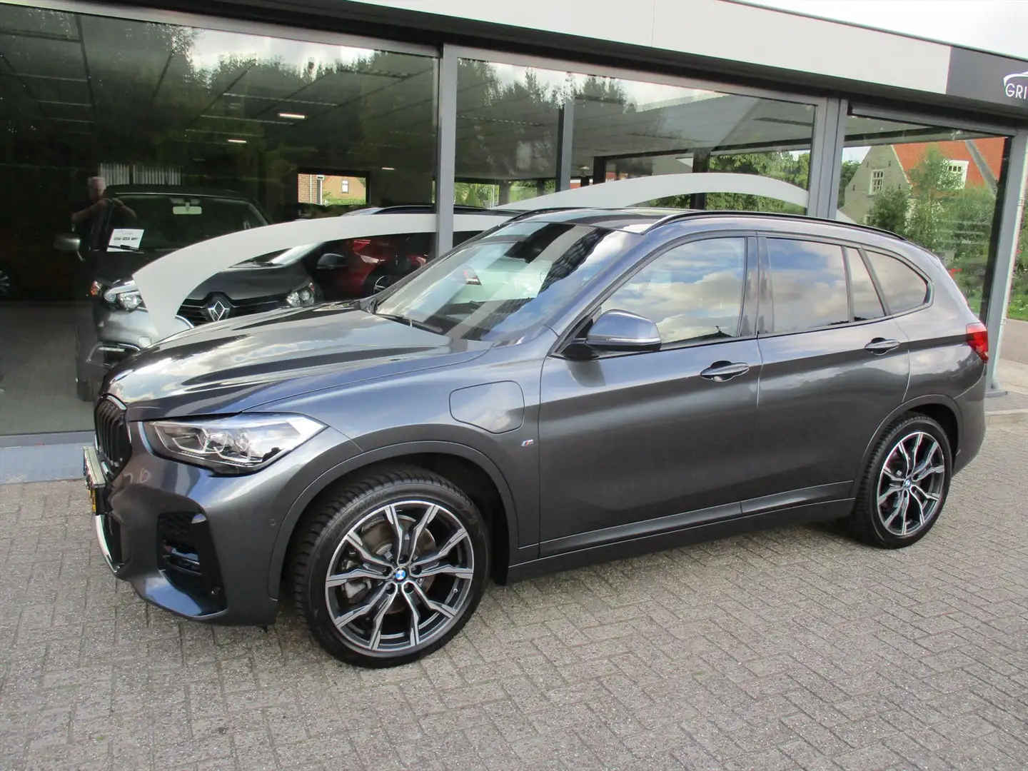 BMW X1 (f48) xDrive25e 220pk Aut Grijs - 1