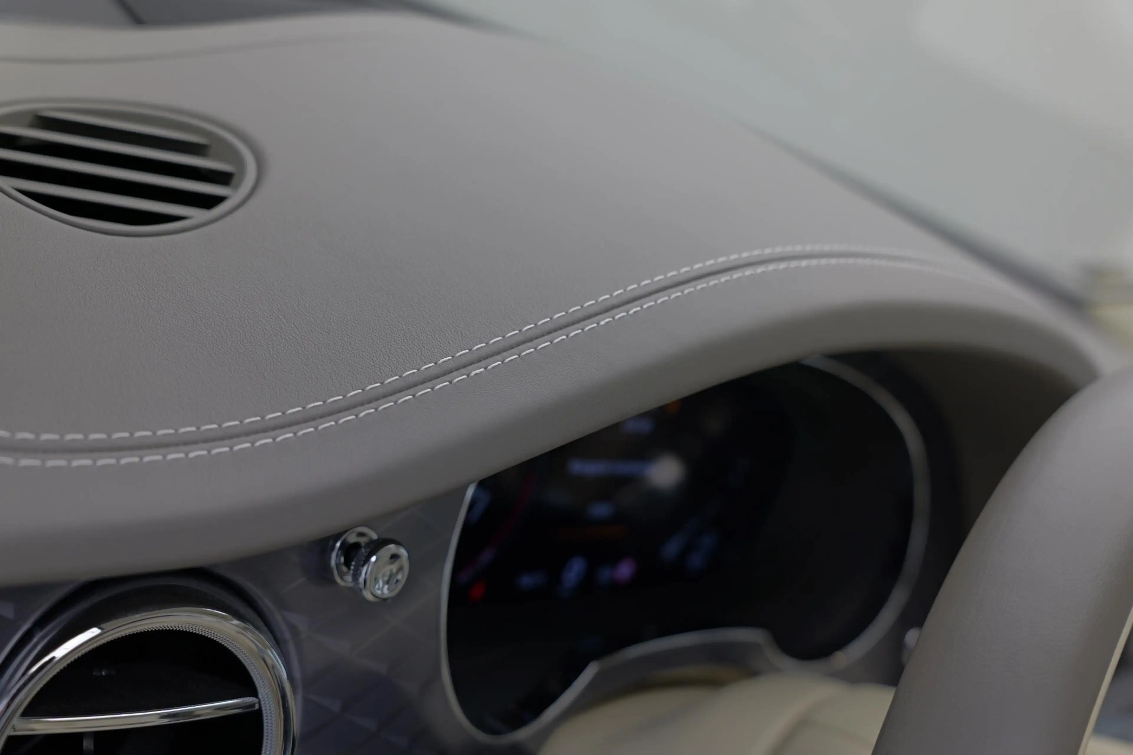 Bentley Bentayga 3.0 V6 Hybrid |Naim|Panorama|Carbon|BTW| — photo 35