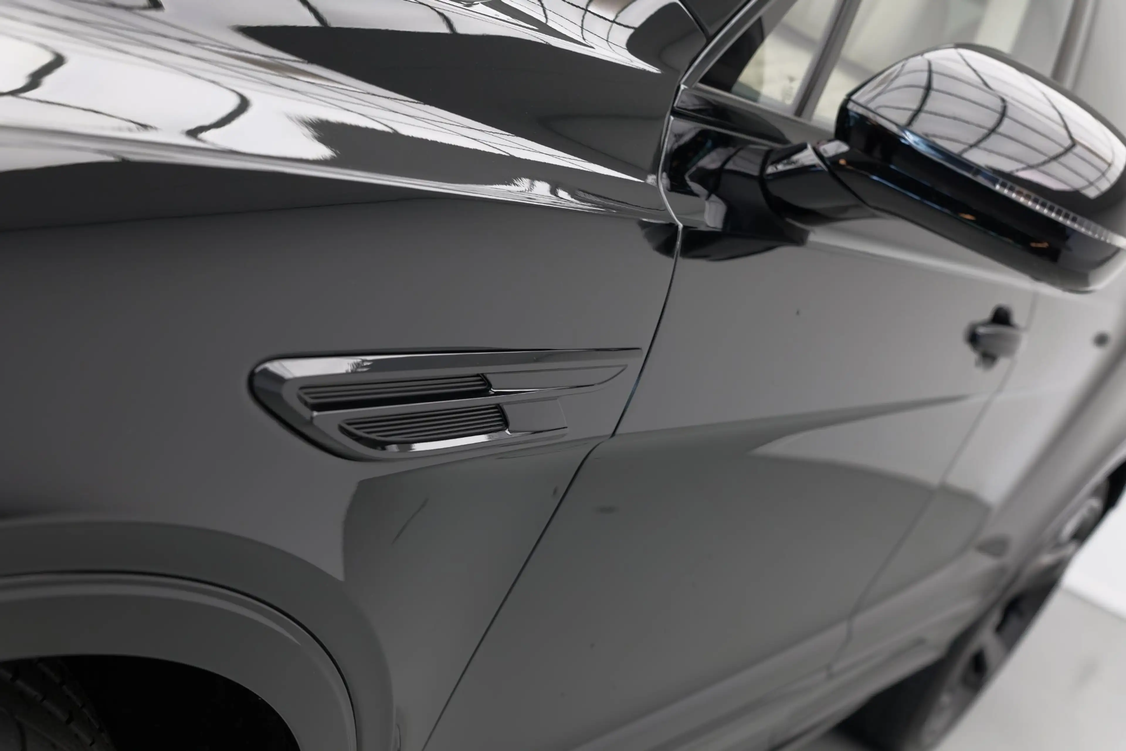 Bentley Bentayga 3.0 V6 Hybrid |Naim|Panorama|Carbon|BTW| — photo 45