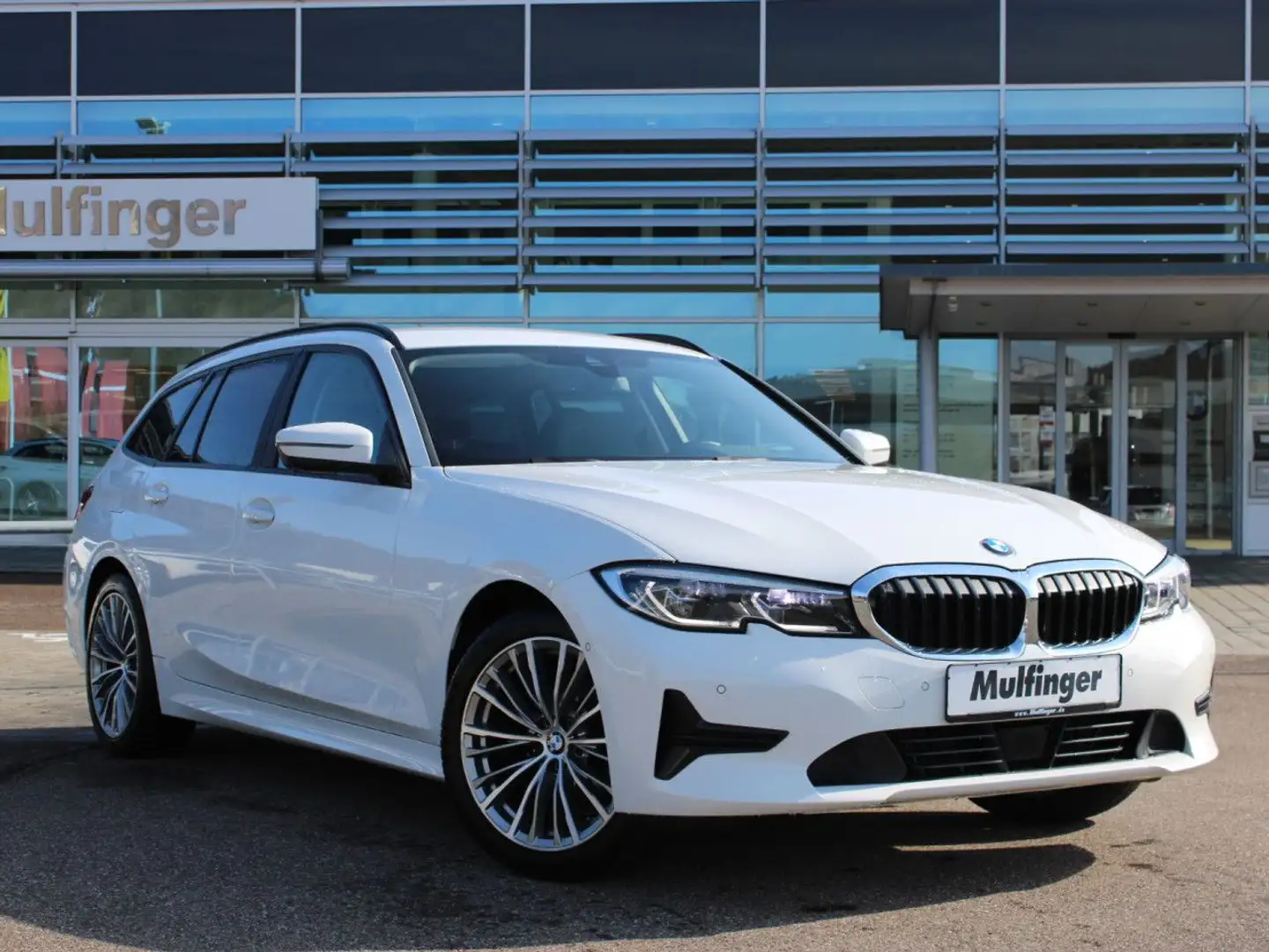 BMW 320 d T. xDr. Sports.ACC Kamera Laser Standh.AHK Bianco - 2