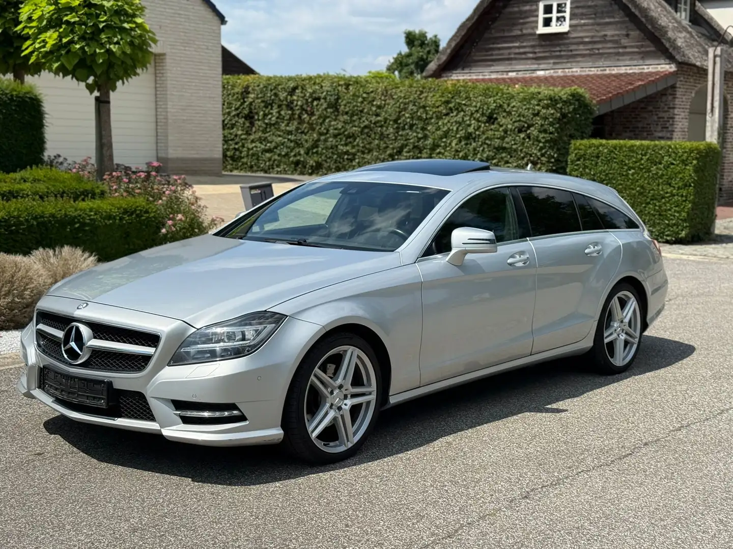 Mercedes-Benz CLS 250 AMG line Shooting Brake CDI 7G-TRONIC Edition 1 - 1
