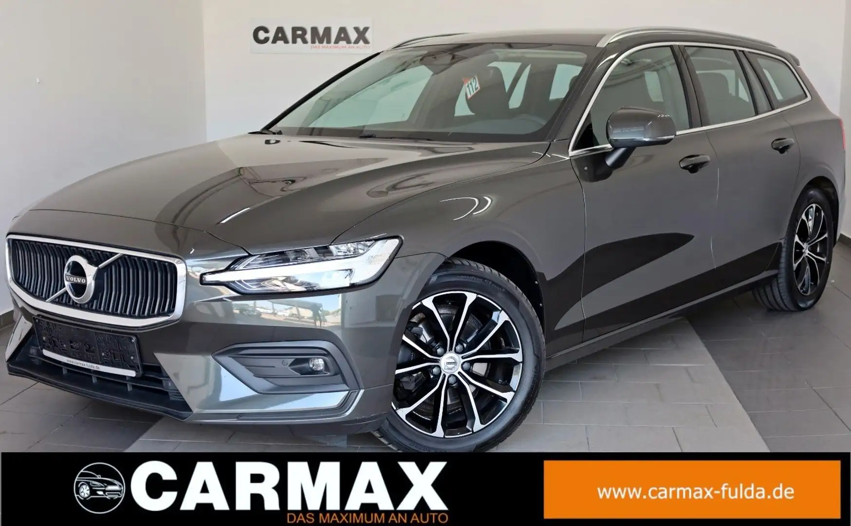 Volvo V60 Momentum Pro,Navi,LED,SH,Kamera,DAB, Grau - 1