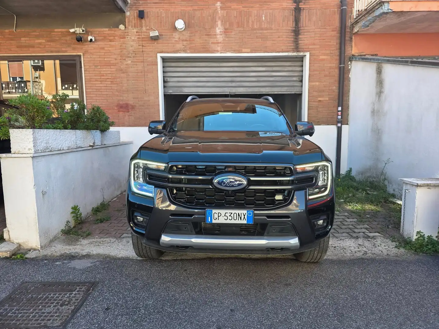 Ford Ranger 2.0 Ecoblue Wildtrak 205cv auto COPERTURA ELETTR. Nero - 1