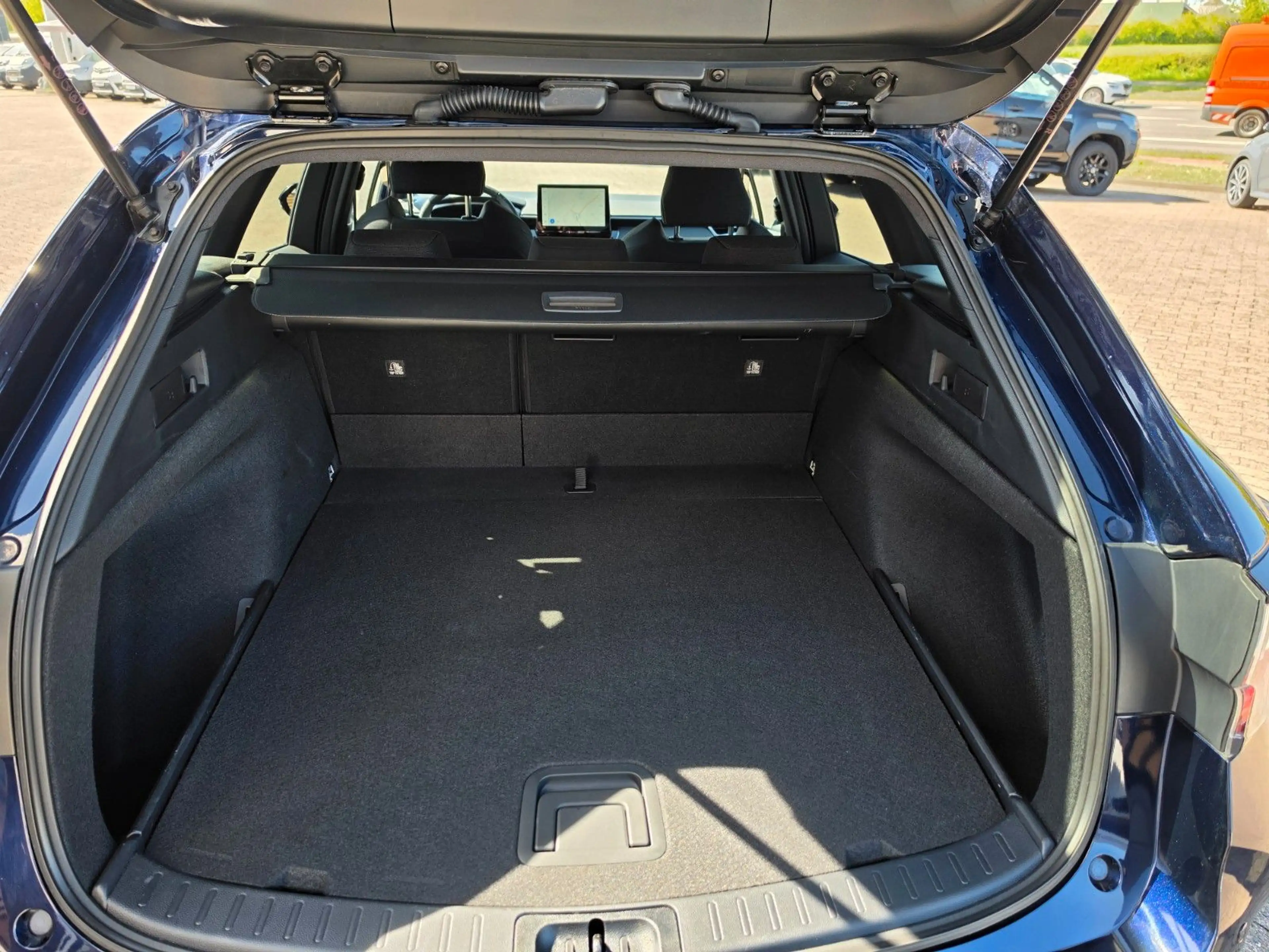 Suzuki Swace 1.8 Hybrid Comfort+ **PDC** — photo 3