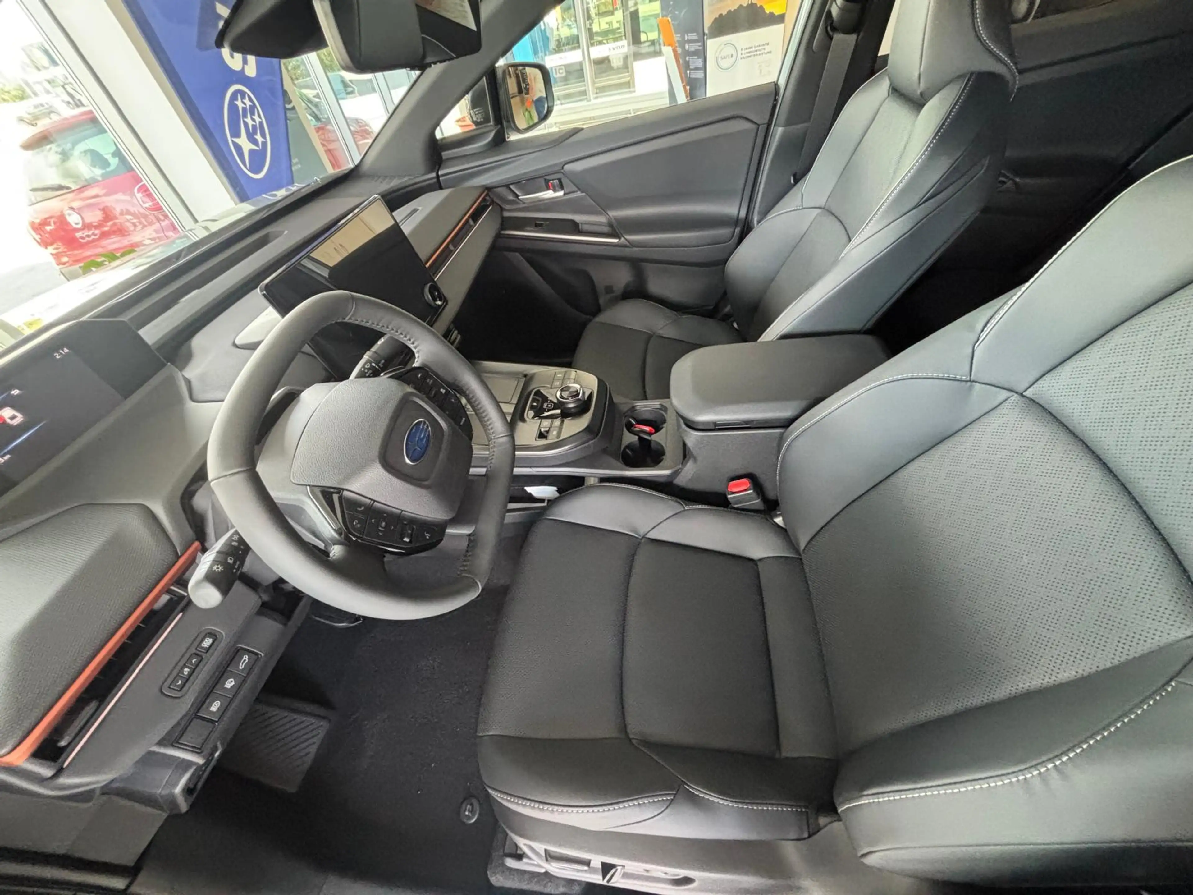 Subaru Uncharted Hikari FWD — photo 12