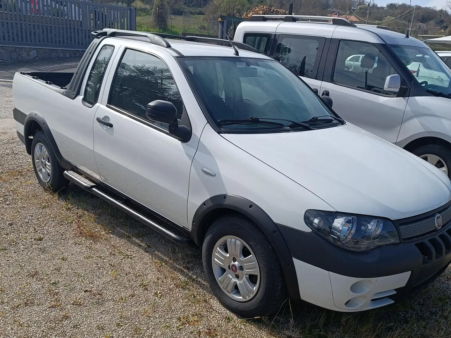 Fiat Strada Adventure Blanco - 1