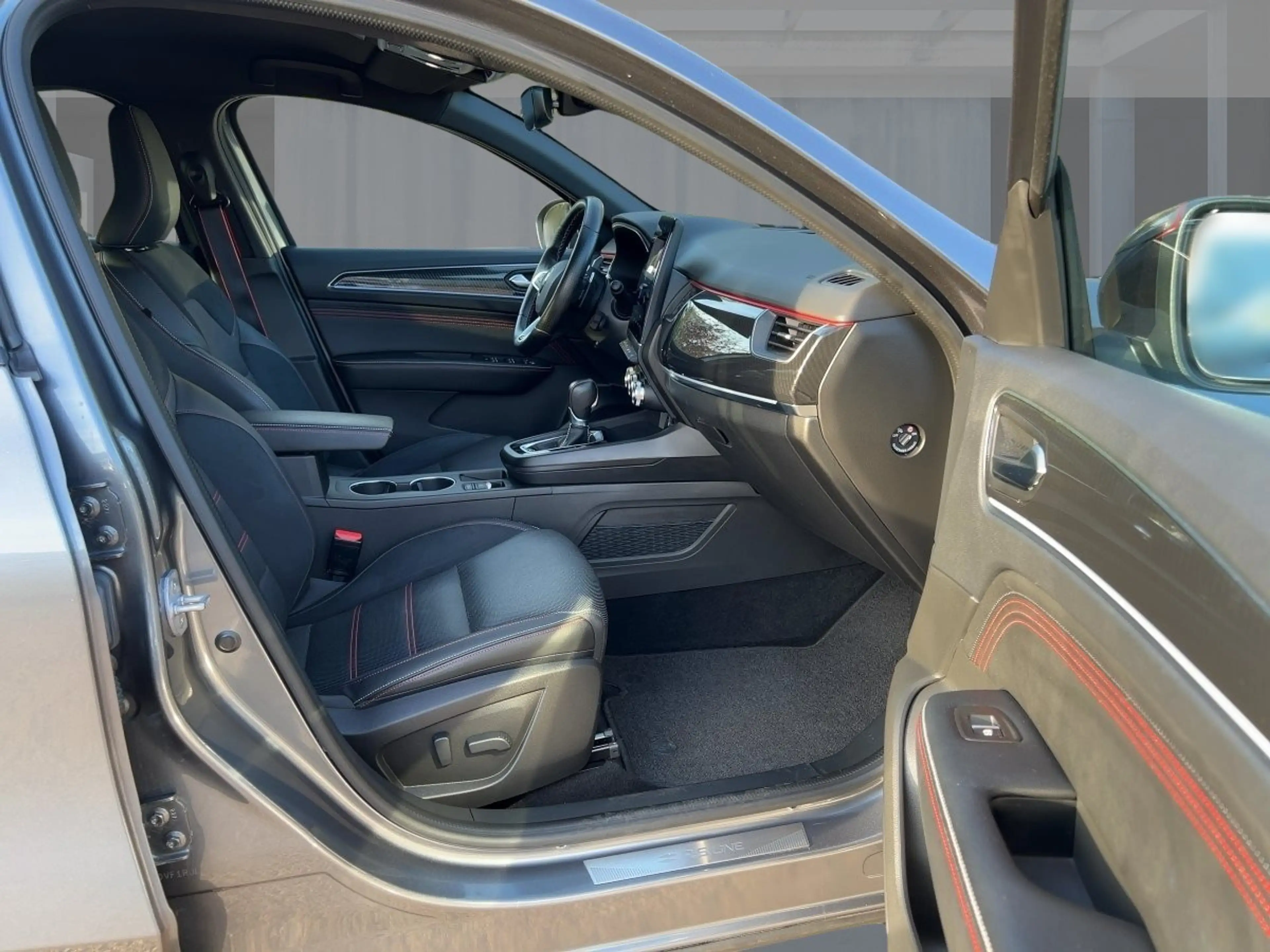 Renault Arkana 1.3 TCe 160 R.S. LINE — photo 8
