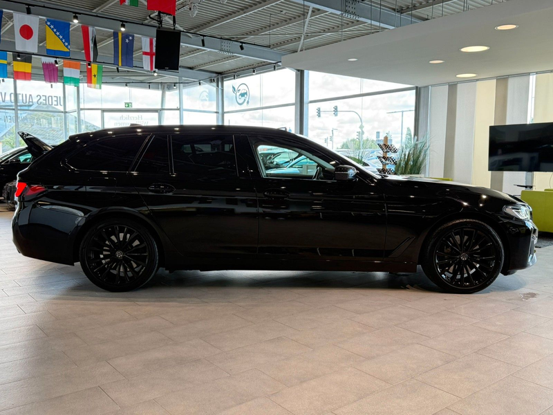 BMW 540 d Touring xDrive*Pano*Laser*HUD*H/K* — photo 8