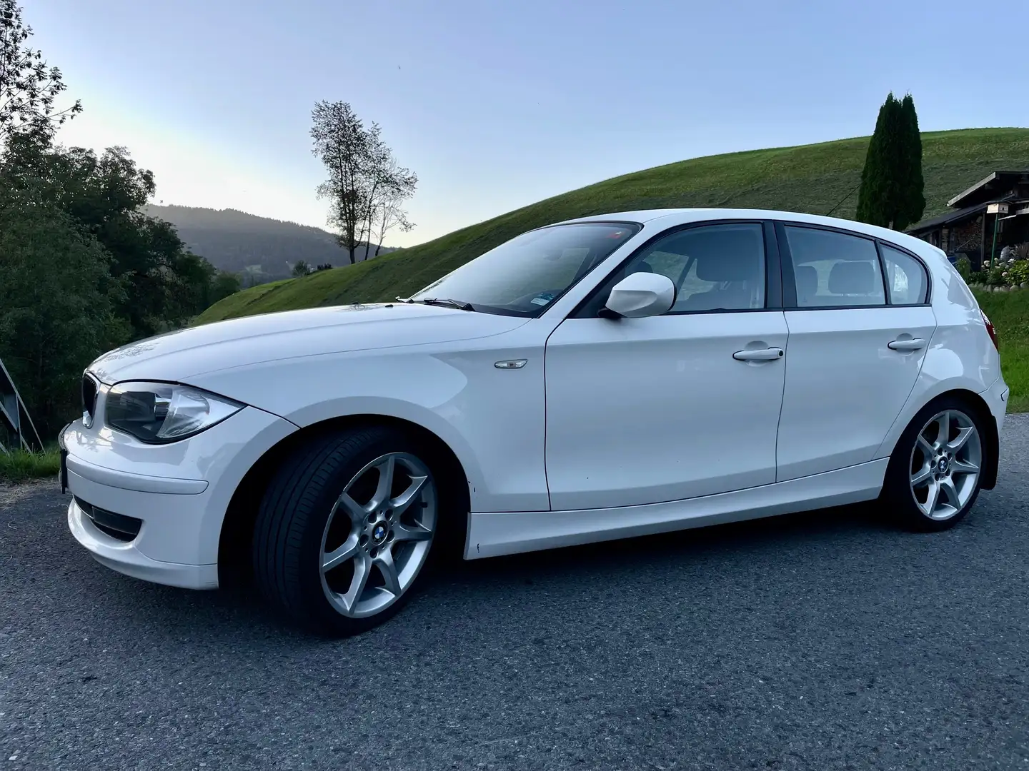 BMW 116 116d Weiß - 1