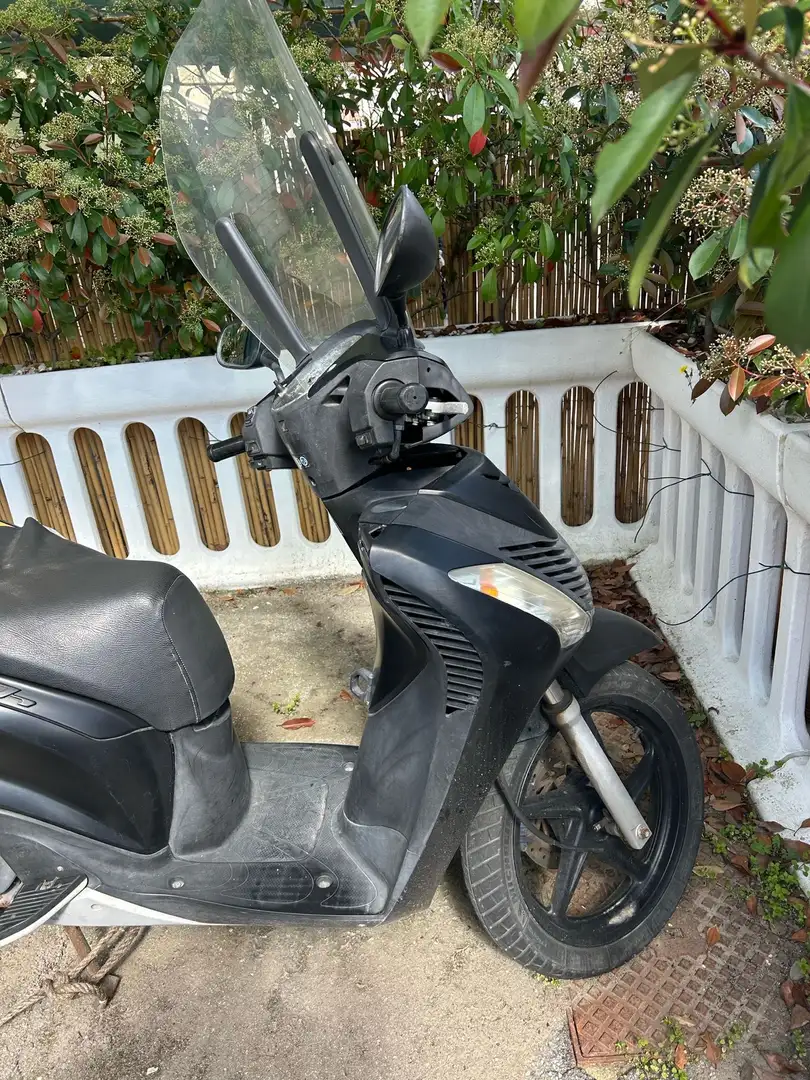 Honda SH 150 sport - 2