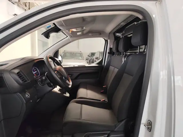 Peugeot Expert view 6