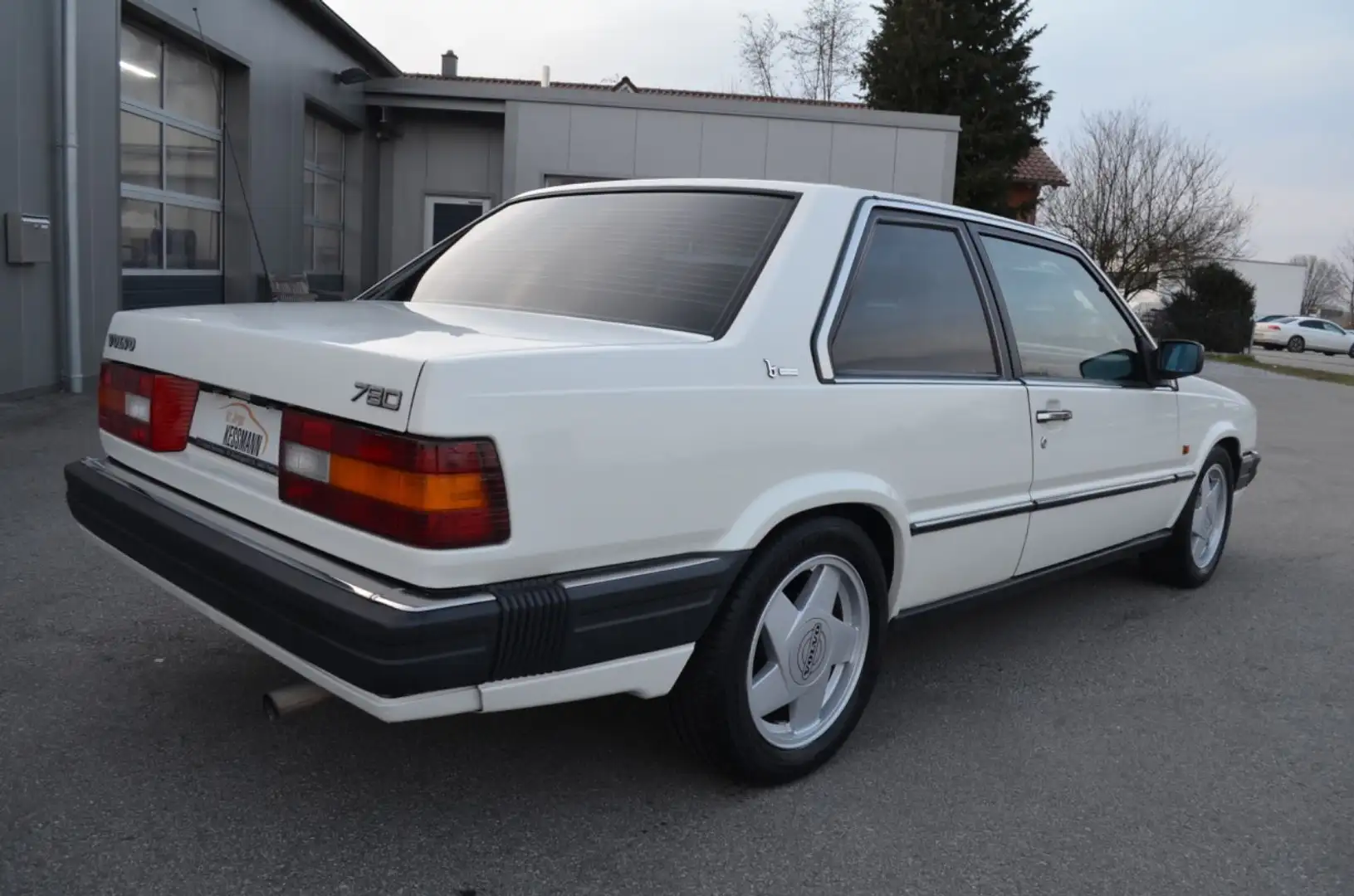 Volvo 780 Bertone 2.0 Turbo H-Zulassung Weiß - 2