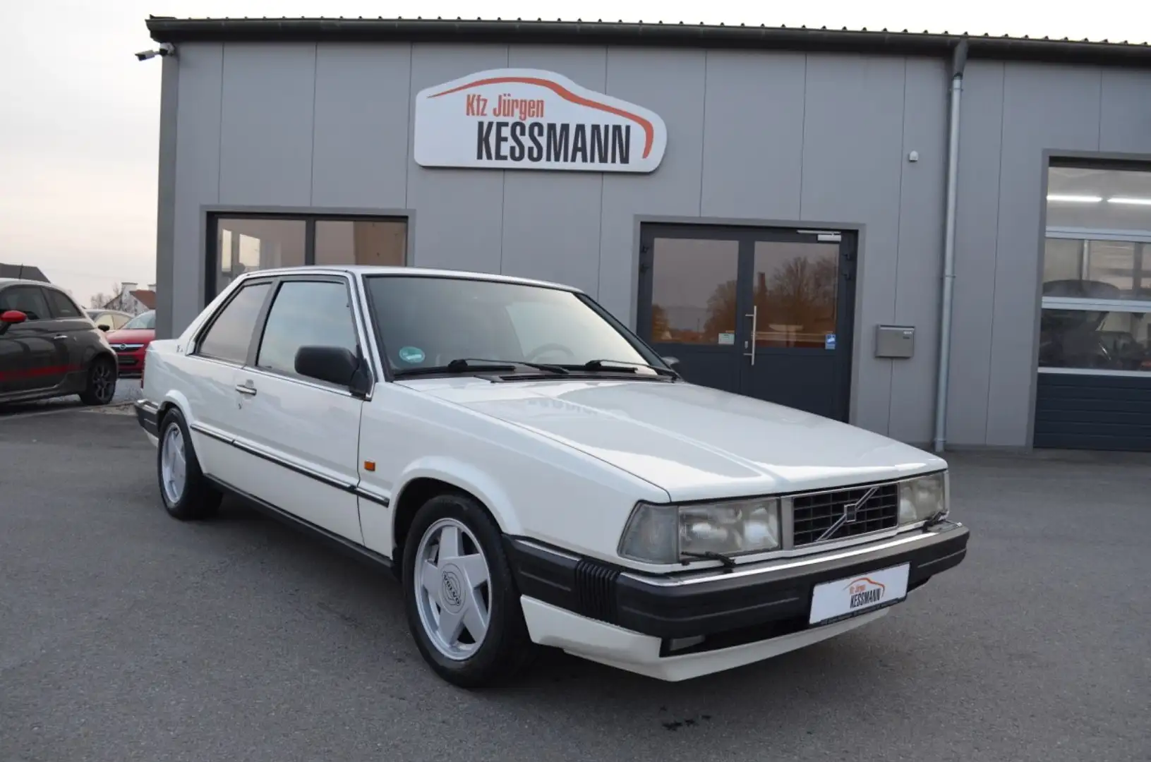 Volvo 780 Bertone 2.0 Turbo H-Zulassung Weiß - 1