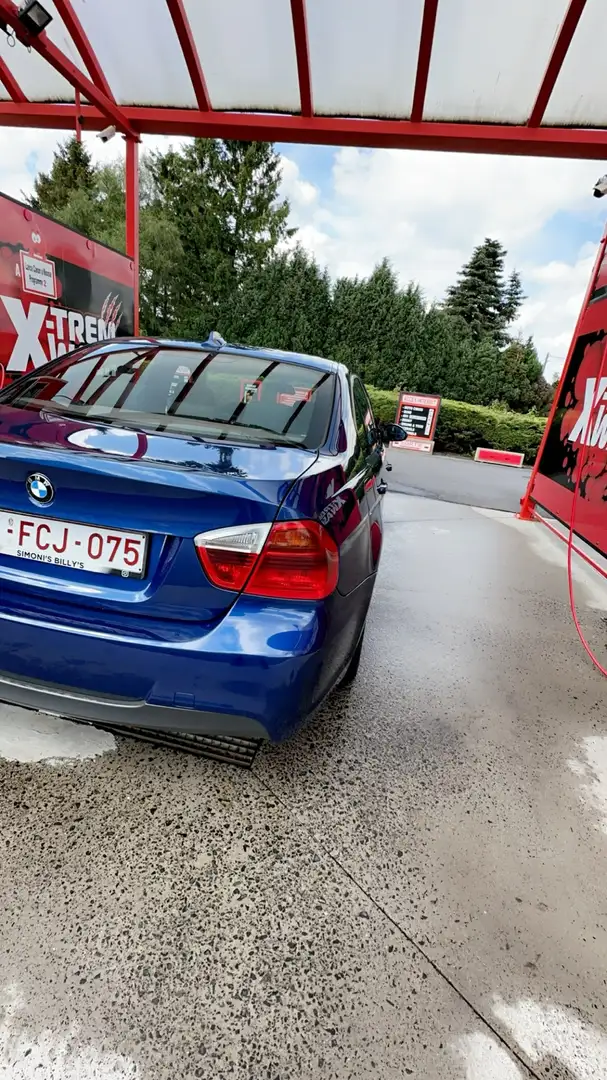 BMW 318 Pack M intérieur extérieur modéle E90 - 2