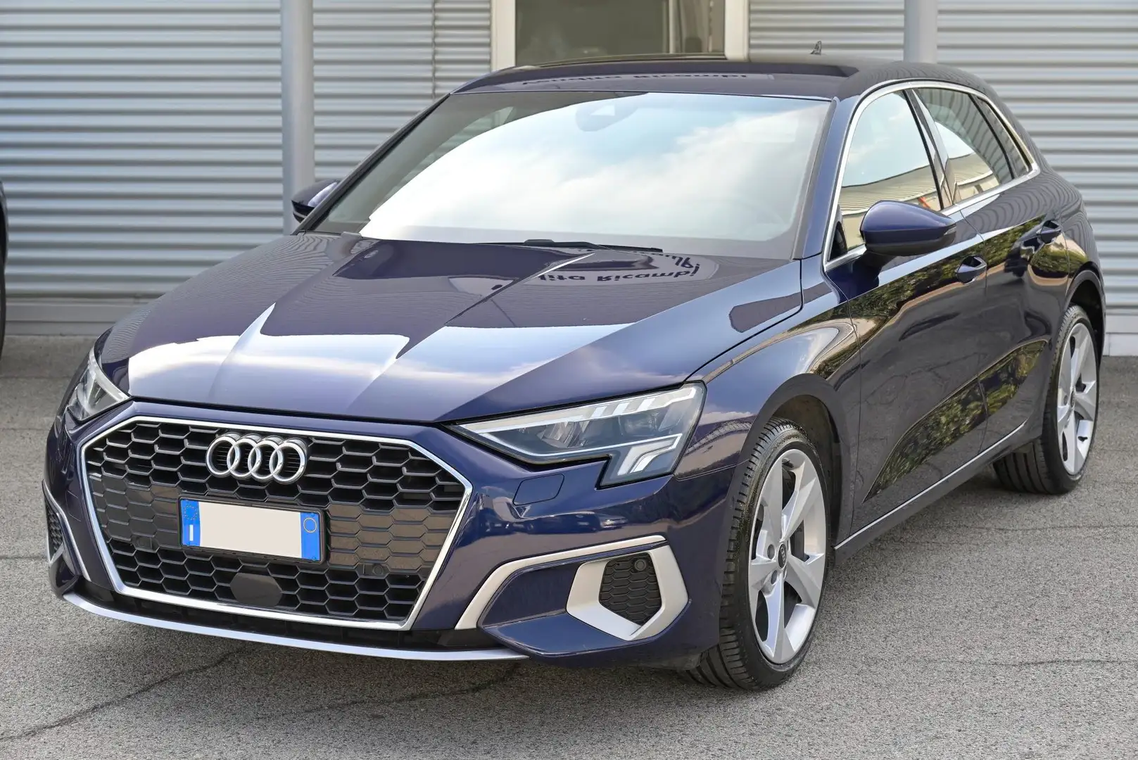 Audi A3 Sportback 2.0 (30) Tdi 116cv S-tr. Business Adv. Blauw - 1