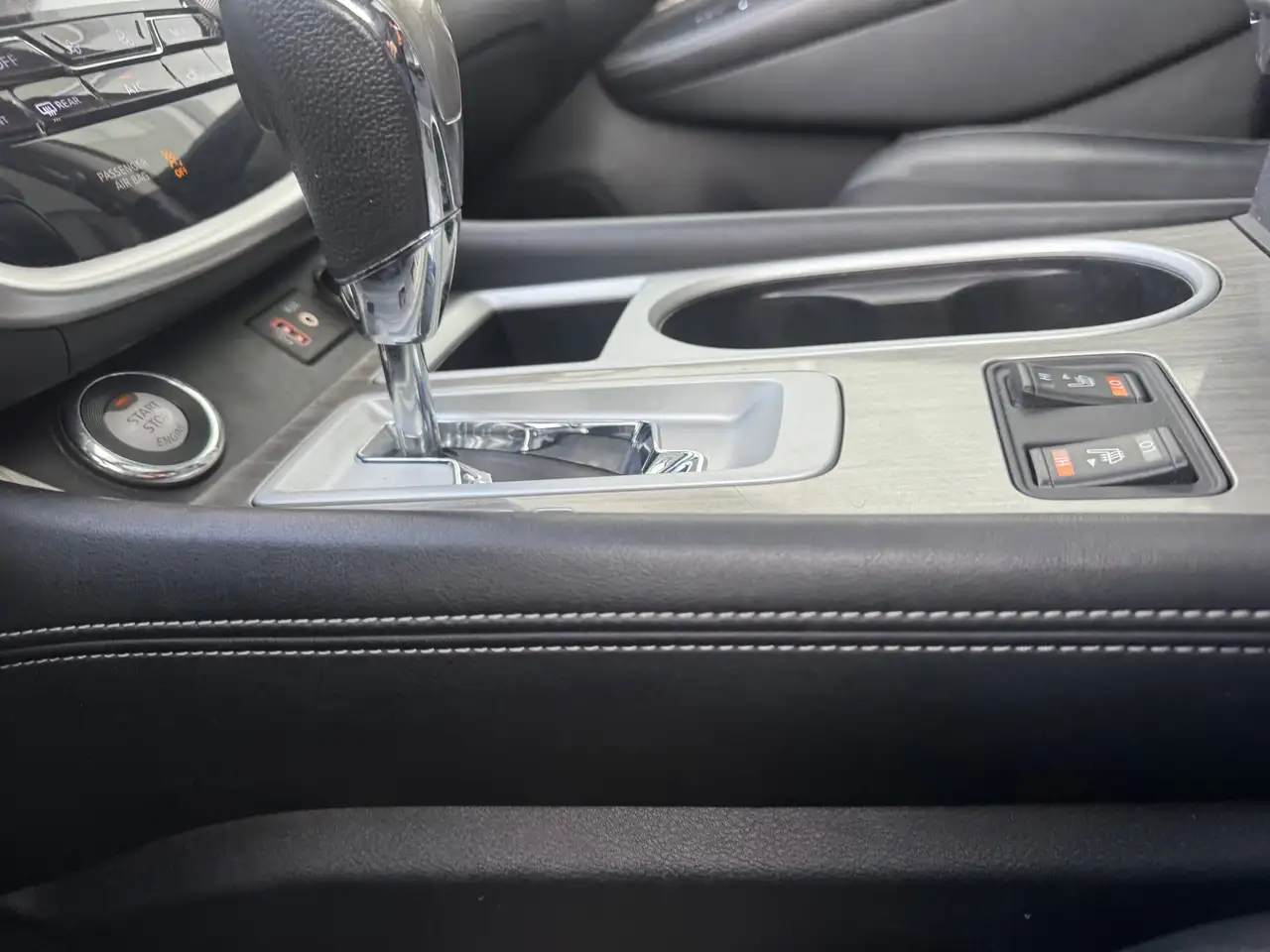 Nissan Murano снимка Nissan Murano