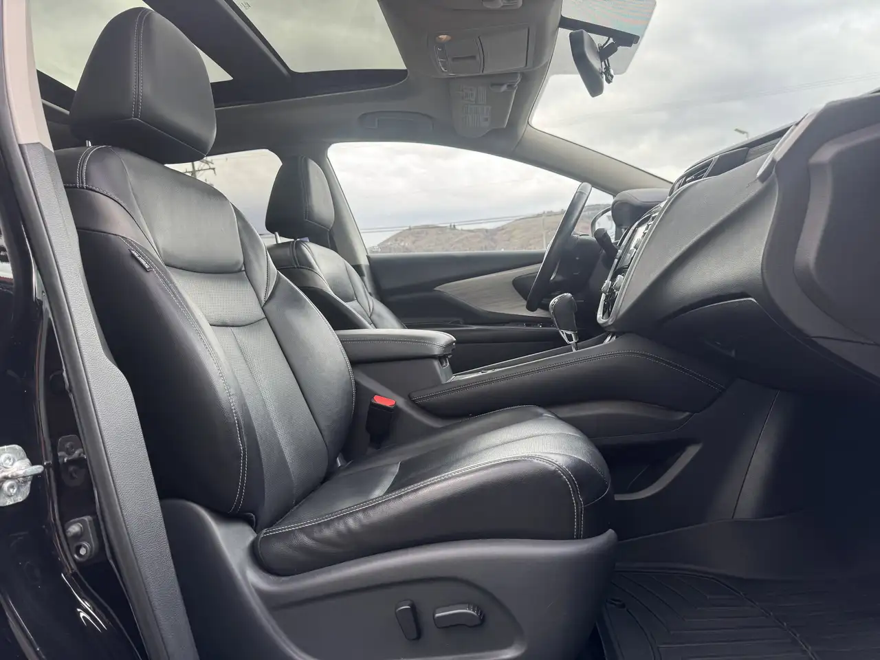 Nissan Murano снимка Nissan Murano