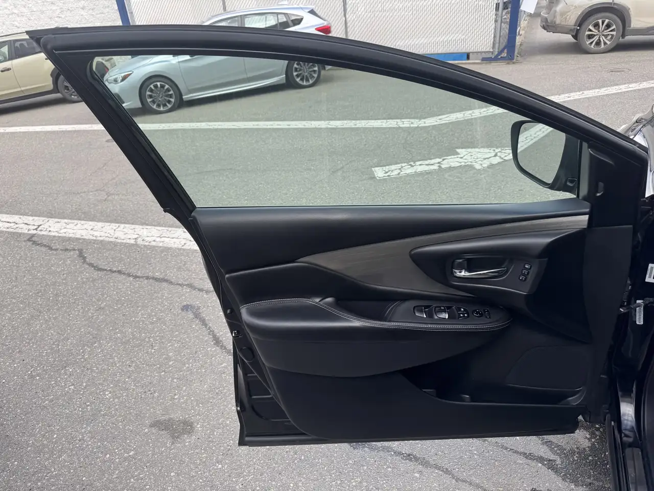 Nissan Murano снимка Nissan Murano