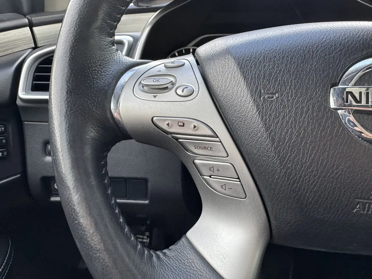 Nissan Murano снимка Nissan Murano