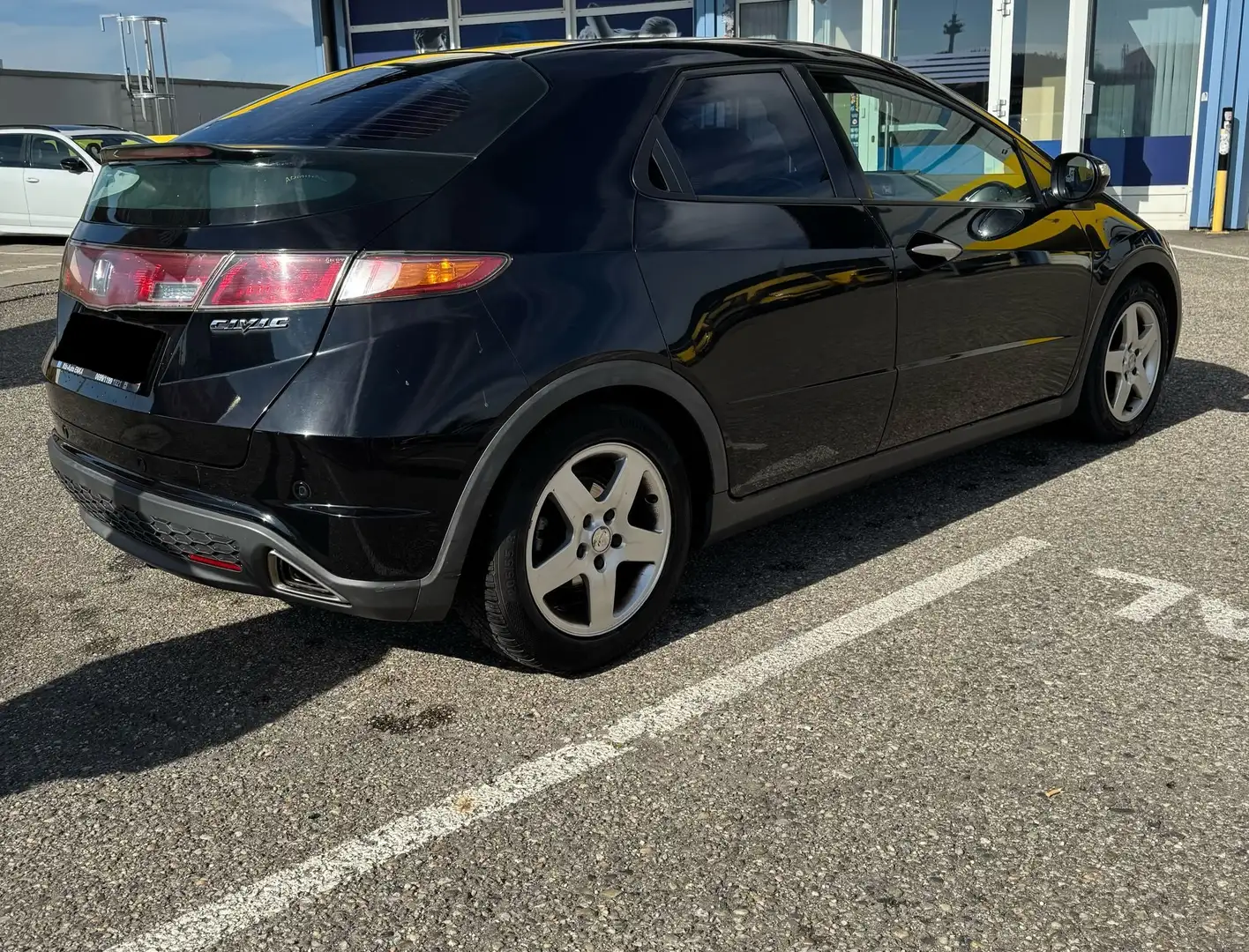 Honda Civic Civic 1.8i Klein-/ Kompaktwagen Schwarz - 2