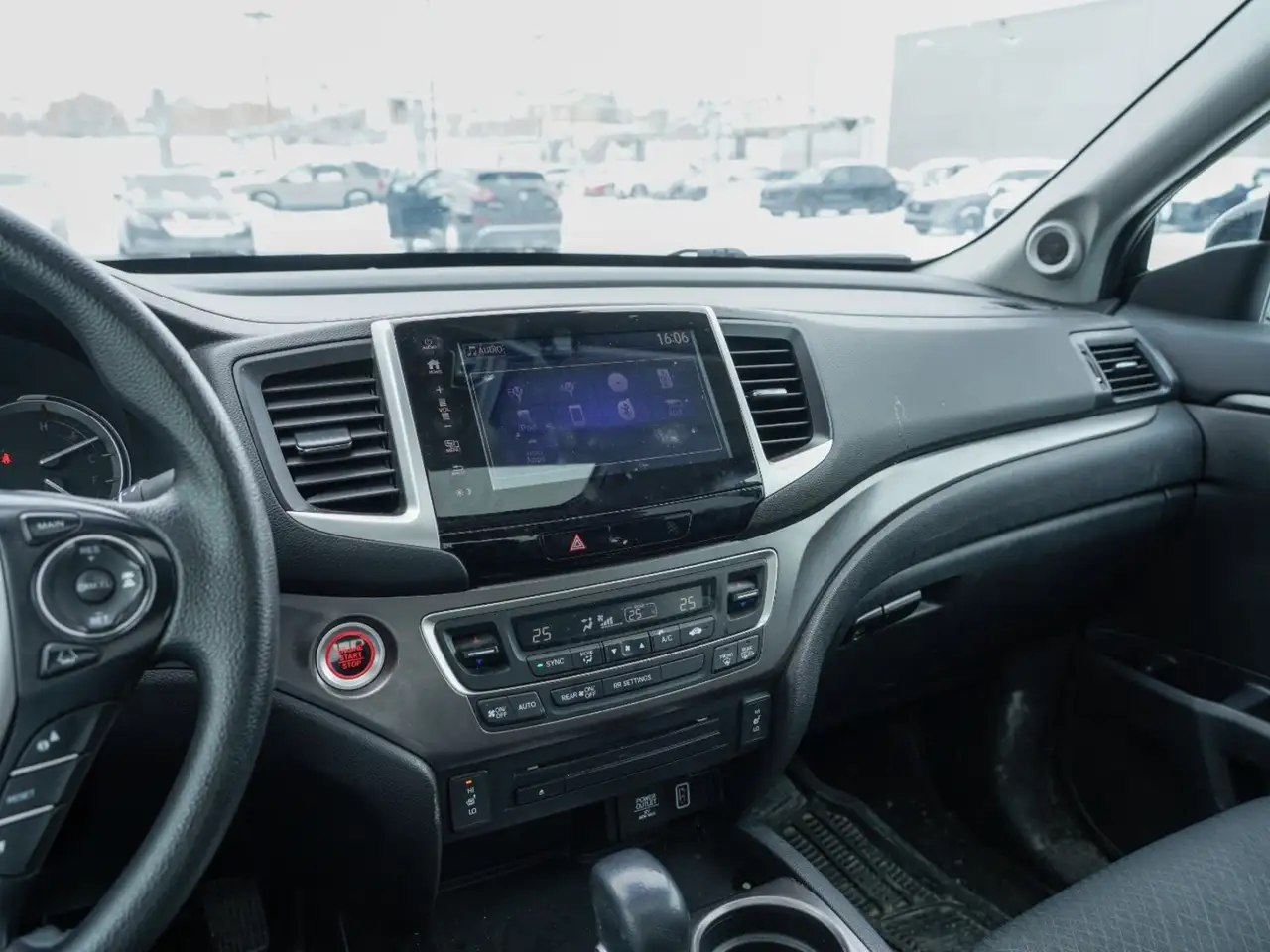 Honda Ridgeline снимка Honda Ridgeline