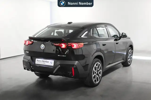 BMW X2 view 3