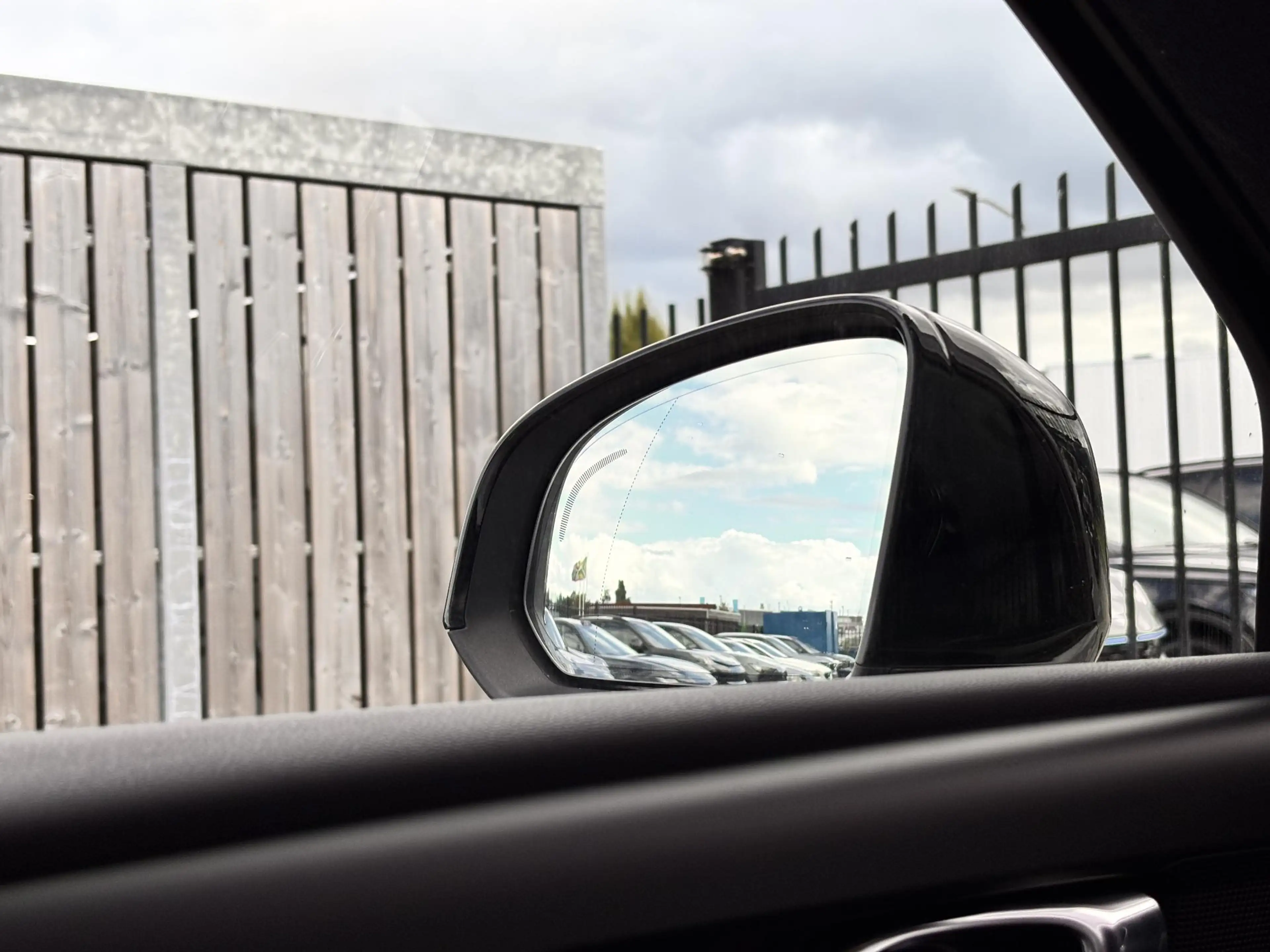 Volvo C40 Single Motor Extended Range Plus 82 kWh | C40 / EC — photo 15