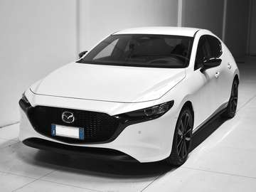 3 5p 2.5 m-hybrid Homura 140cv