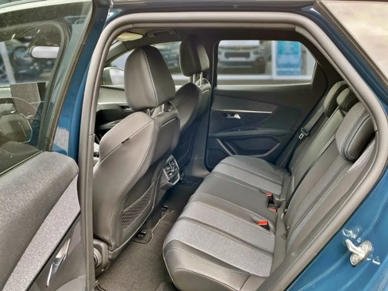 Peugeot 3008 PureTech EAT8 Allure Pack, миниатюра 10