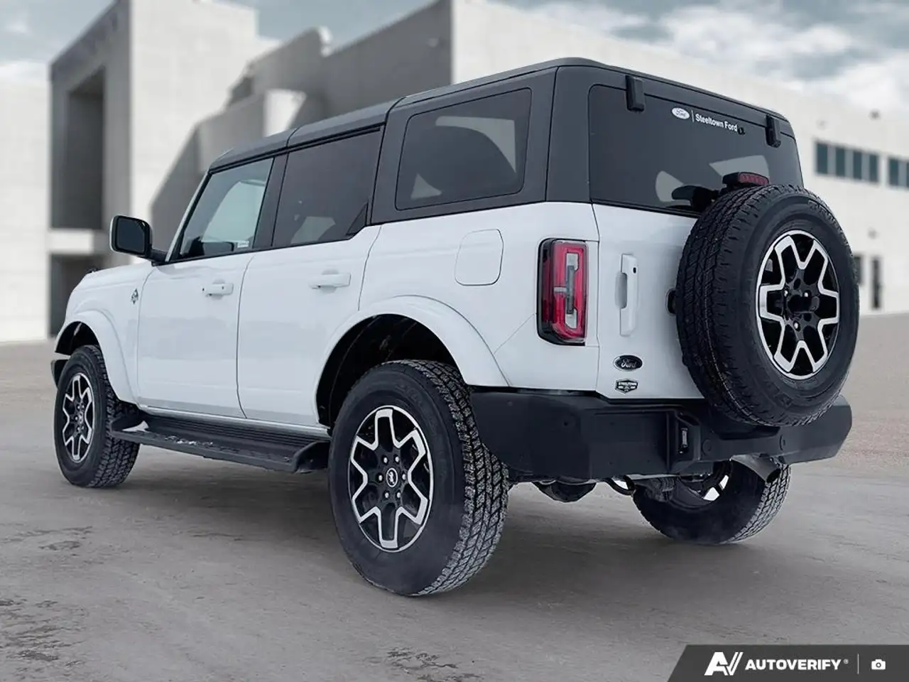 Ford Bronco снимка Ford Bronco