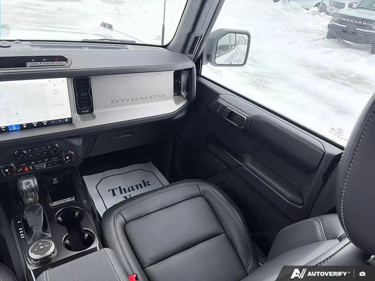 Ford Bronco снимка Ford Bronco