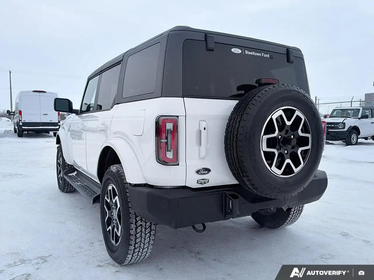 Ford Bronco снимка Ford Bronco