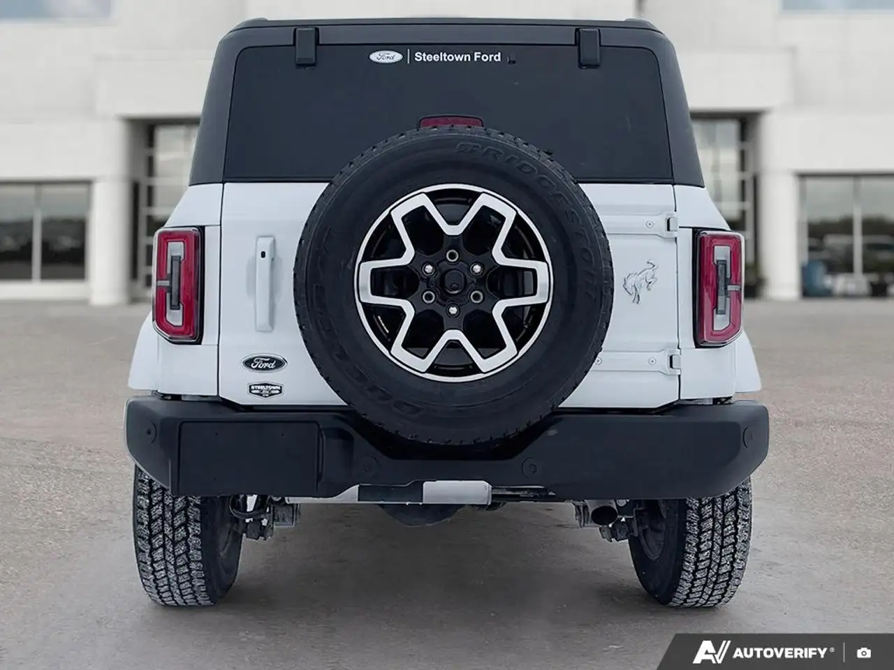 Ford Bronco снимка Ford Bronco