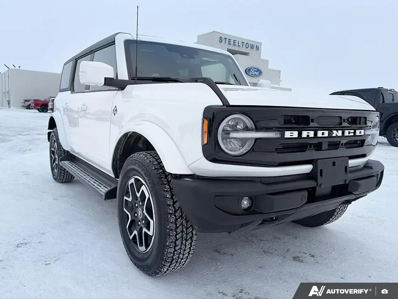 Ford Bronco снимка Ford Bronco