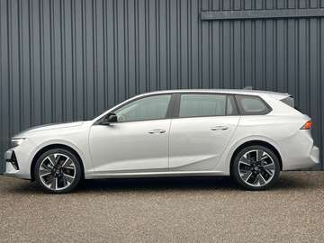 Sports Tourer EV 54kw 156pk Edition | 18 Inch Velg