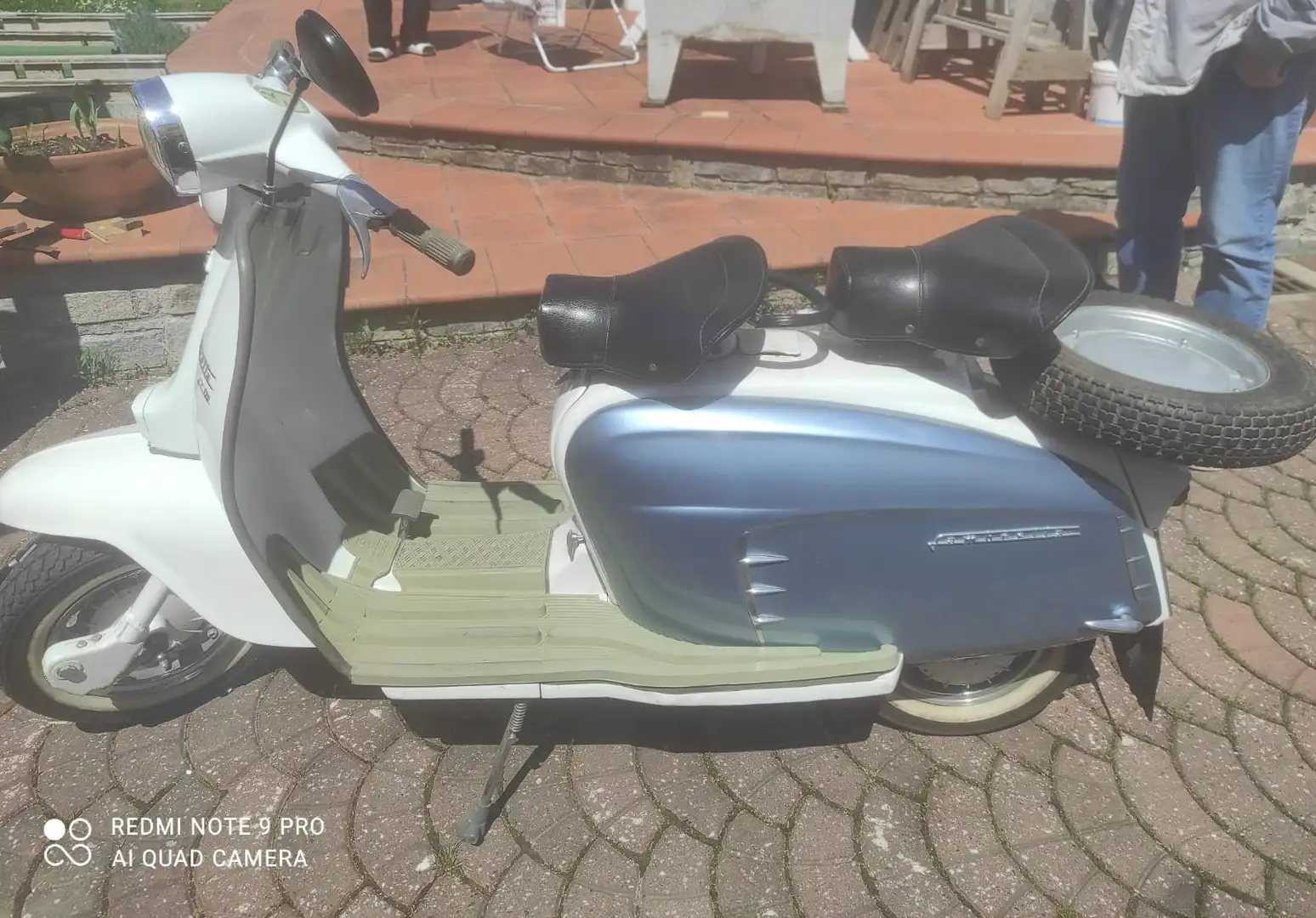 Lambretta Li Li 125 doppia sella Alb - 1