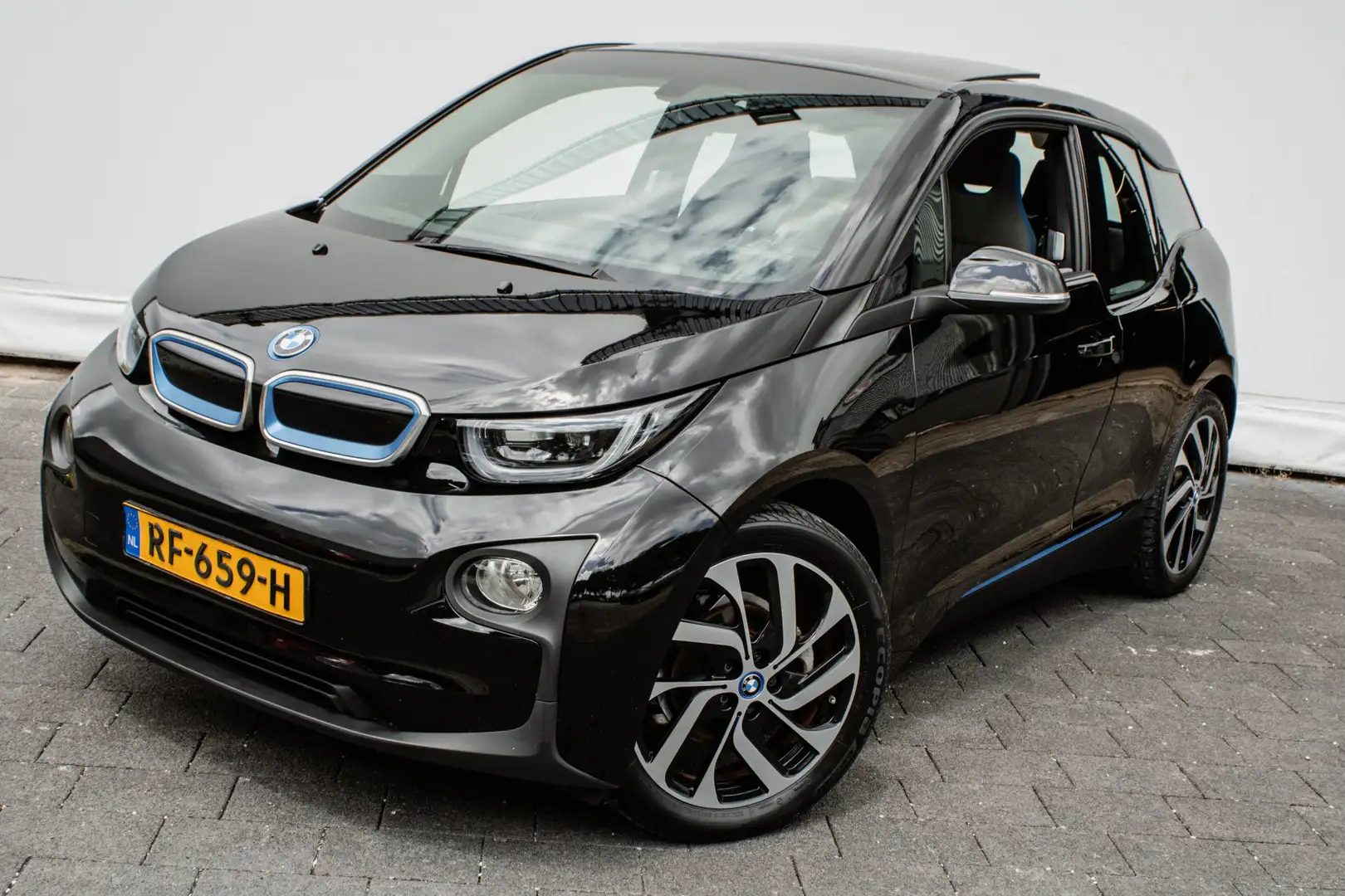 BMW i3 Basis 94Ah 33 kWh Panoramadak/ Harman-Kardon/ Prof Zwart - 2