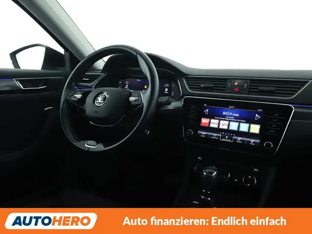 Skoda Superb view 13