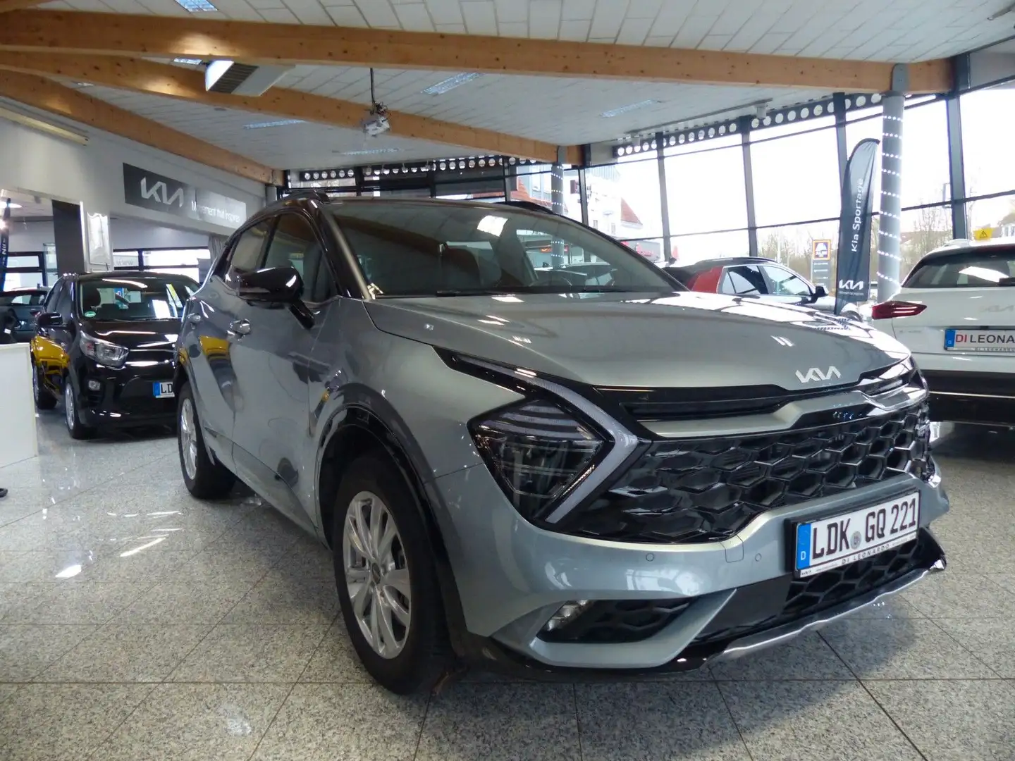 Kia Sportage GT-Line Hybrid Pano Kamera Navi Noir - 1