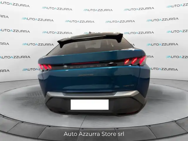 Peugeot 3008 view 5