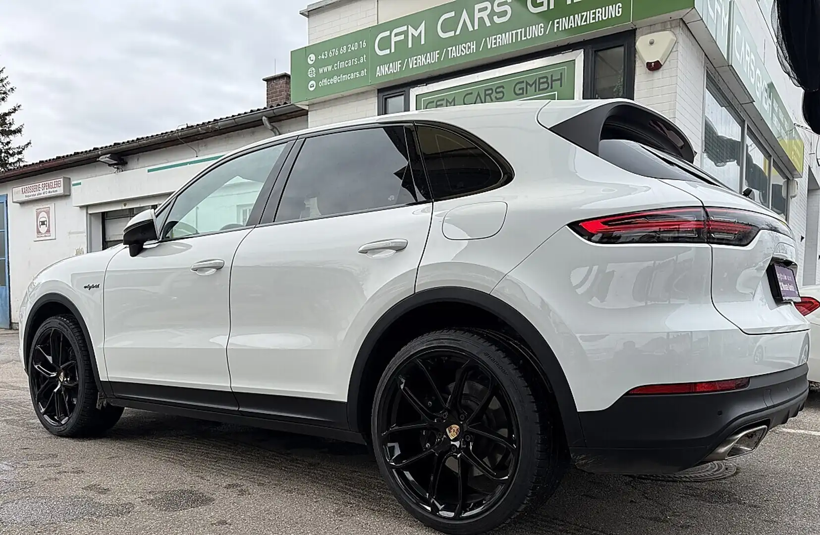 Porsche Cayenne III E-Hybrid PHEV 17,9 kWh Aut. Weiß - 2