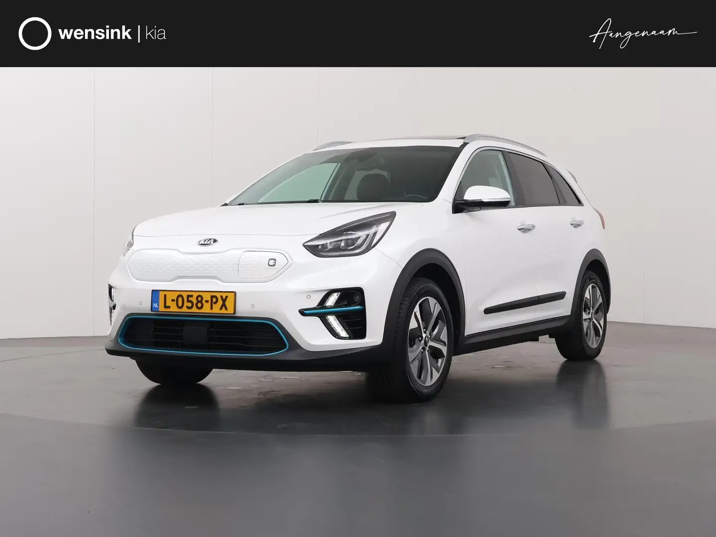 Kia e-Niro ExecutiveLine 64 kWh | Panoramadak | Lederen Bekle Wit - 1