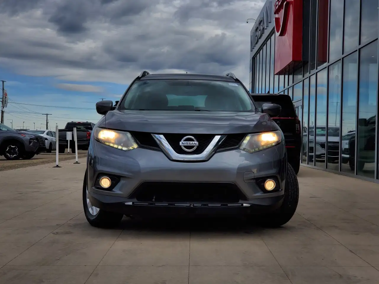 Nissan Rogue снимка Nissan Rogue