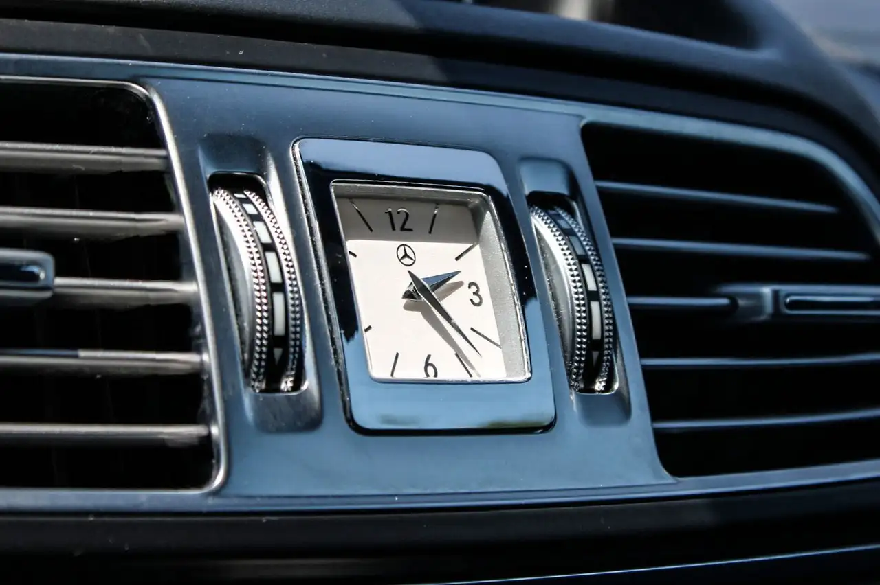 Mercedes-Benz E-Class fotografie Mercedes-Benz E-Class