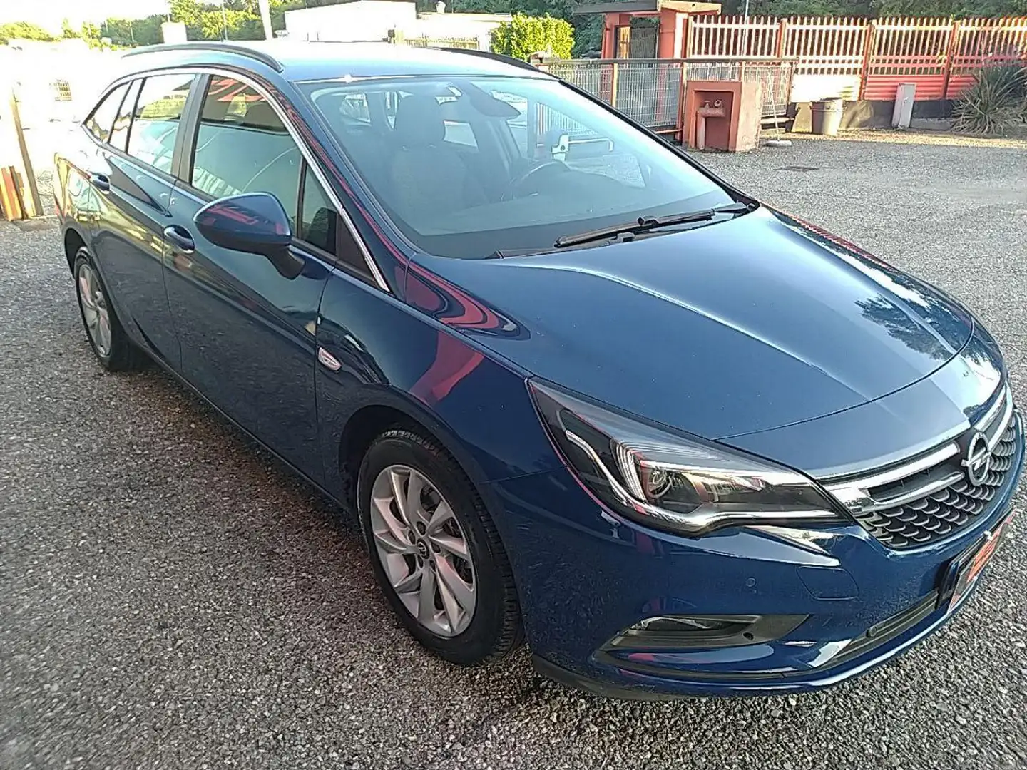 Opel Astra 1.6 CDTi 136 CV S&S ST Business Bleu - 2